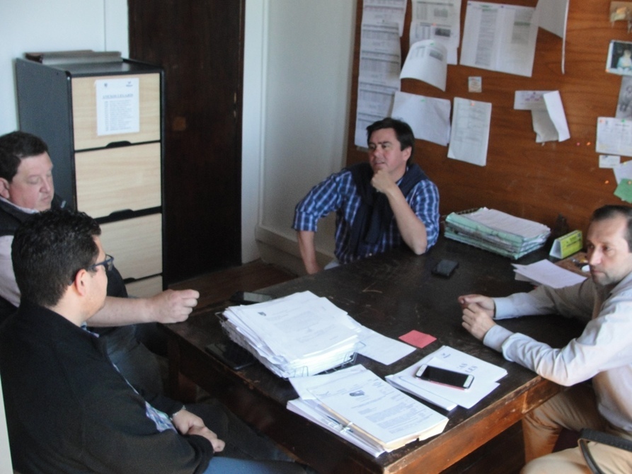 Funcionarios de Ayacucho se reunieron con sus pares de Balcarce - Diario La Vanguardia