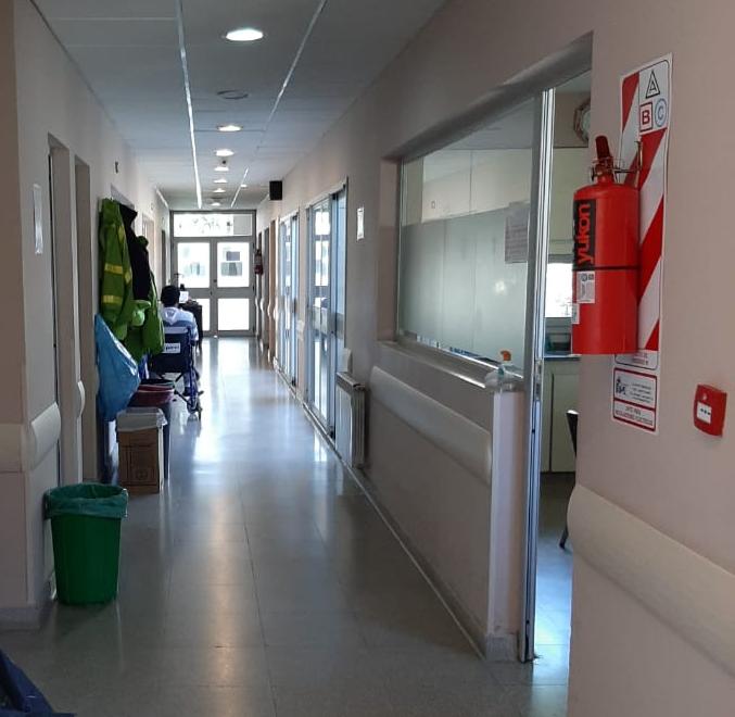 Noticias | El joven que cayó de un techo fue operado y pelea por su