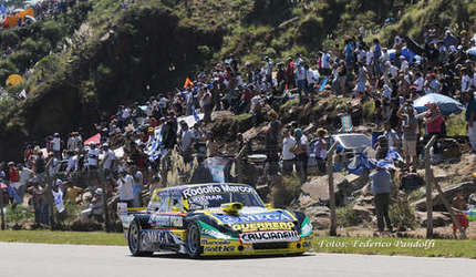 El "Gurí" Martínez ganó con solidez la segunda fecha del TC.