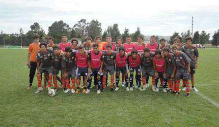 Los protagonistas del primer partido. (Foto: Gentileza Prensa Los Patos Fútbol Club).