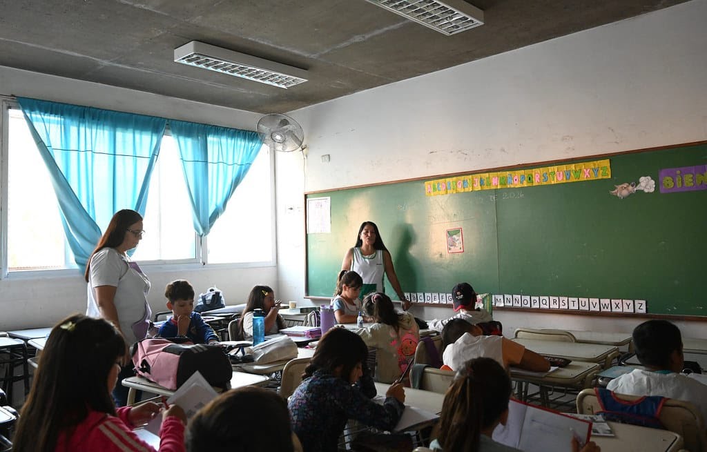 Los gremios docentes confirmaron el paro y se complica el inicio de clases