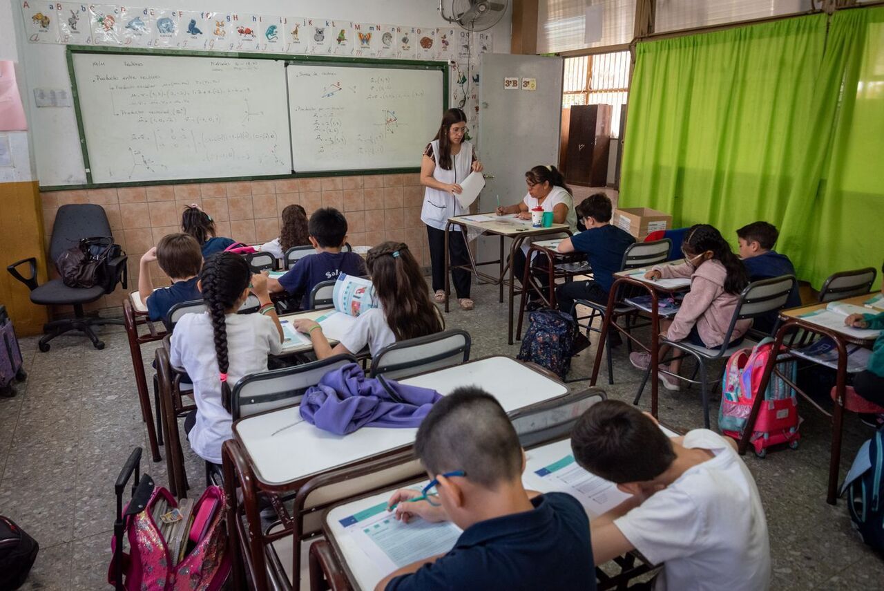 Avanzan con un cambio clave para todos los docentes que tienen horas en escuelas diferentes