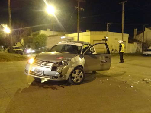 Adelanto: Violento choque entre dos vehículos | Noticias | Diario La ...