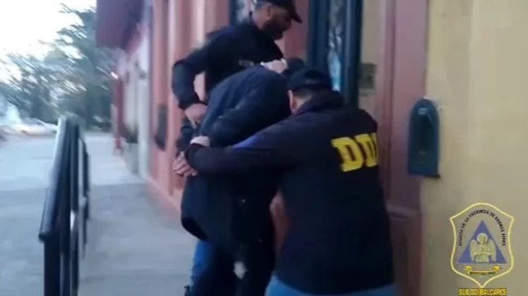 Detienen a un hombre acusado de violar a una menor de edad y sacarle ...