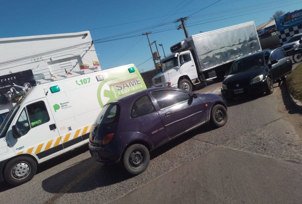Choque en la rotonda de la 107: una mujer fue hospitalizada | Noticias ...