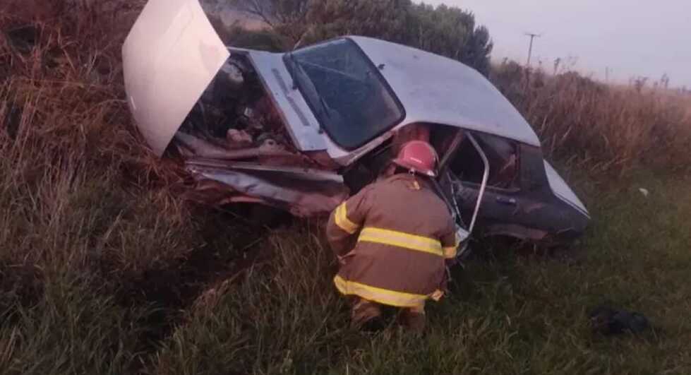 Varios heridos tras el choque entre un auto y un camión | Noticias ...